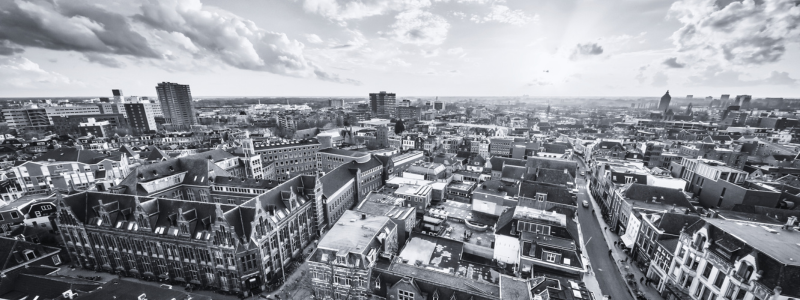Luchtfoto van Nederland in zwart-wit